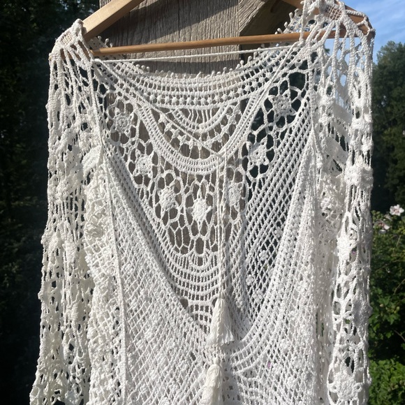 Open Back Crochet Cover Up - Picture 7 of 10